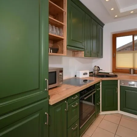 Alpenhip Apartment *
